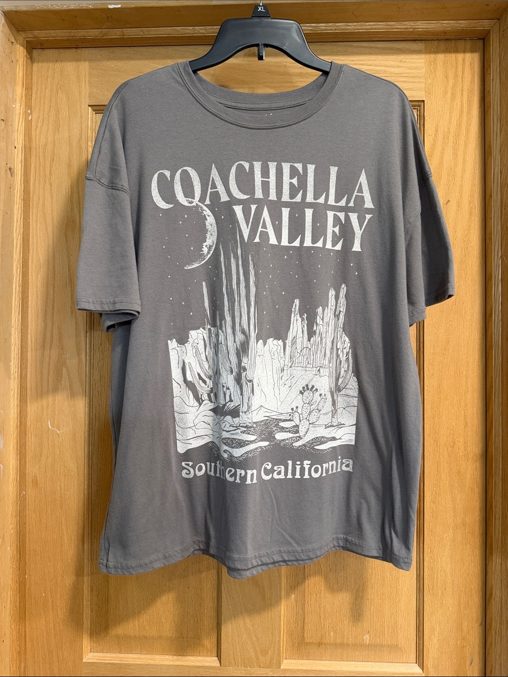 Cold Crush Coachella Valley Graphic Tee - Gray & White